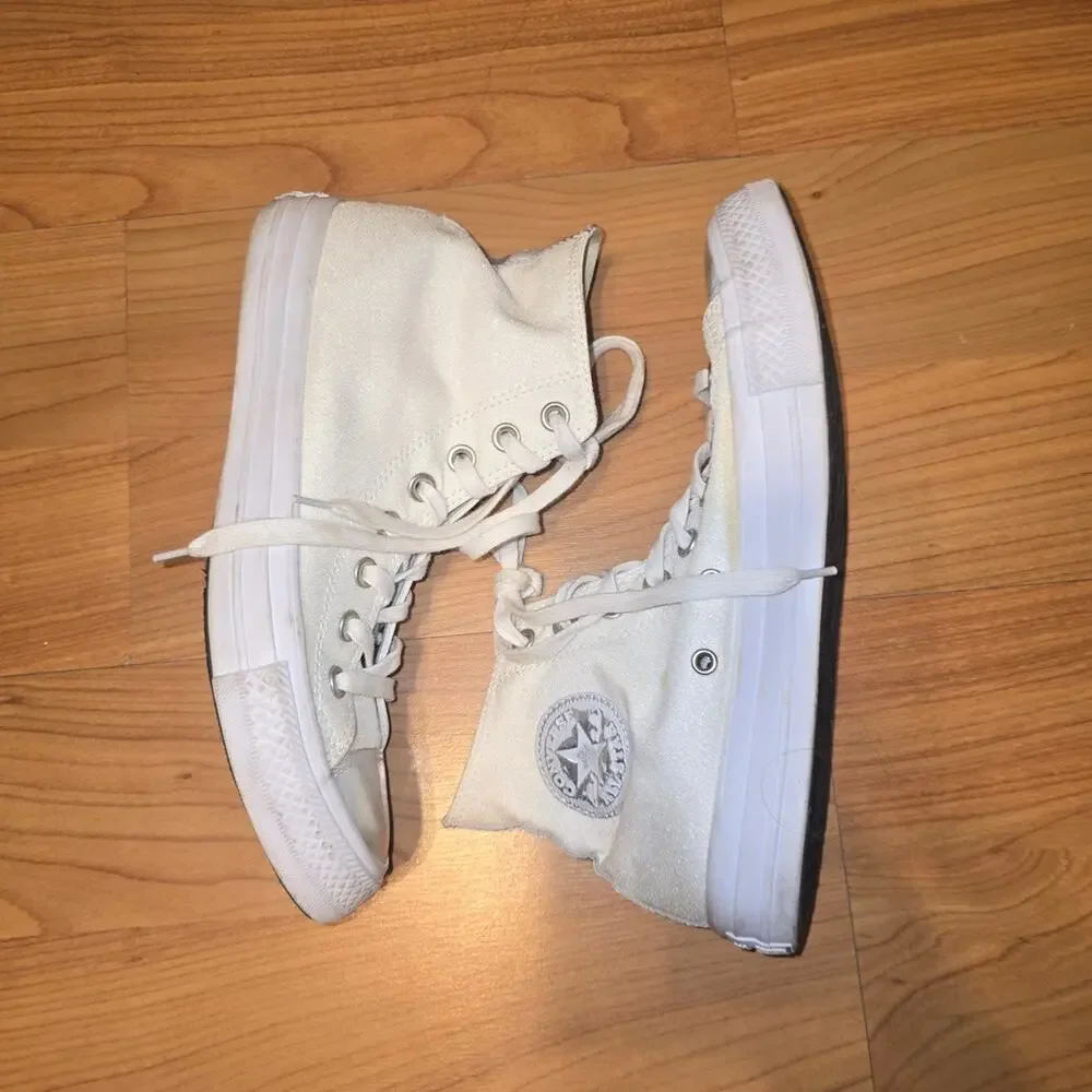 Converse High-Top Sneakers in White - Picture 4 of 14